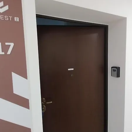117 Family 3 Near By Heroes Square With Free Garage